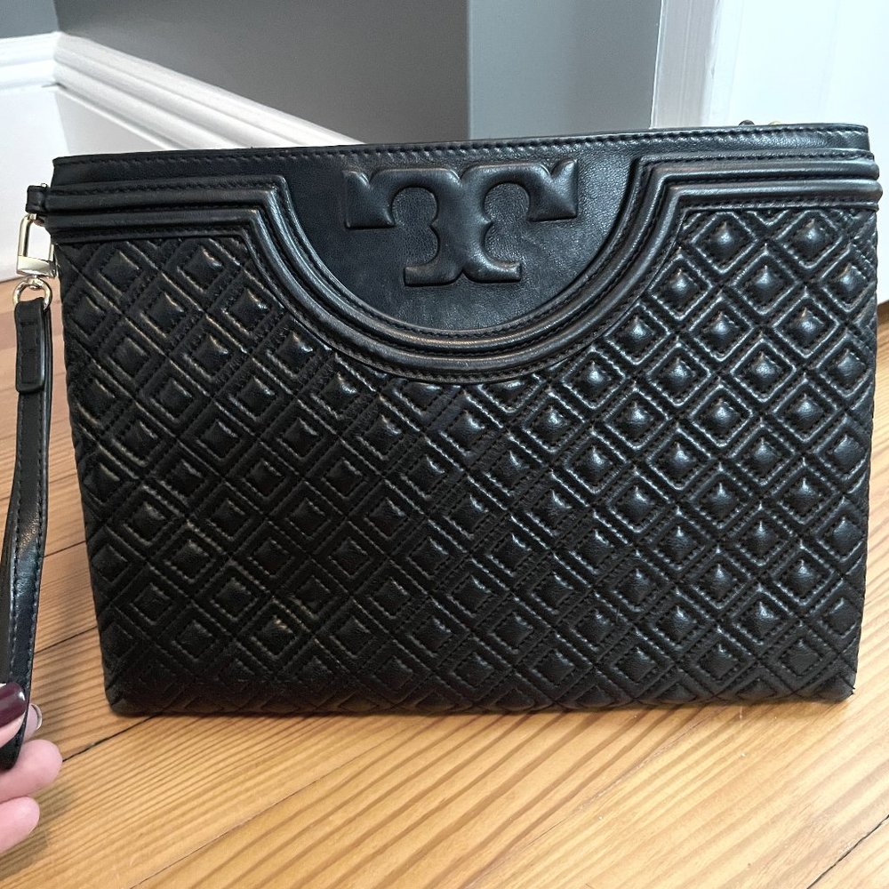 Tory Burch Black Quilted Wristlet